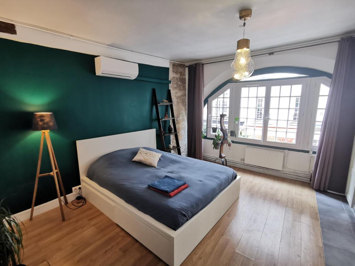 Central & Nice ! 3 Bedrooms, 2 Bathrooms Paris Bagian luar foto